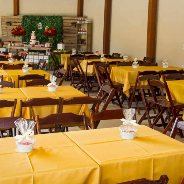 Foto mesas decoradas aniversário 50 anos