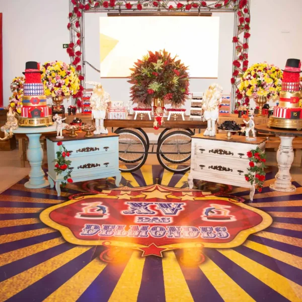 Decoração aniversário gêmeas 15 anos